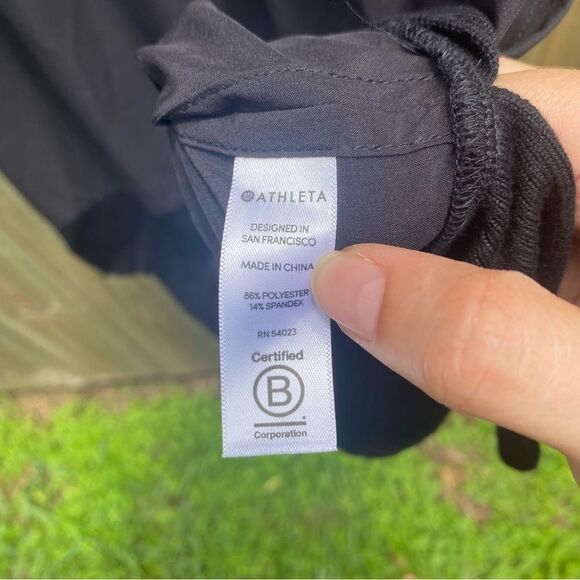 Athleta Black Zephyr Crew Neck Light Weight Short Sleeve - Picture 3 of 4